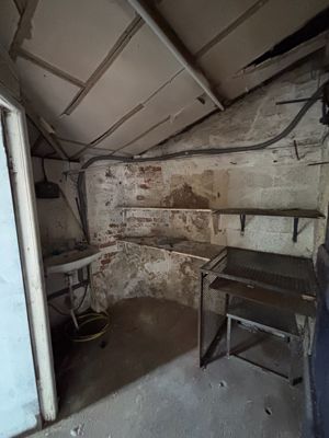 Photo 6- click for photo gallery